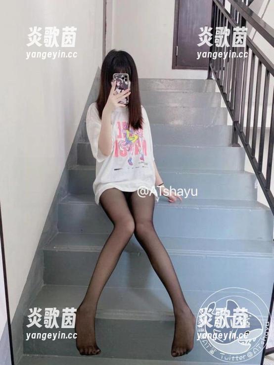 AT鲨 AT鲨与她的清纯写真全集:像是打翻了颜值的调色盘