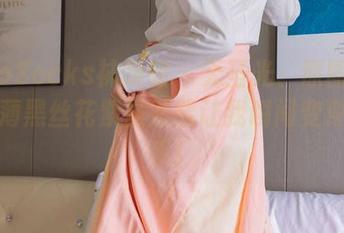 BoBoSocks袜啵啵 – 无圣光、原图：奶油的薄黑丝花絮居然能让我瞬间变身段子手！