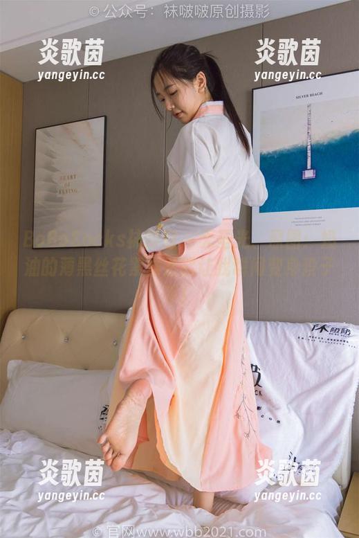 BoBoSocks袜啵啵 - 无圣光、原图：奶油的薄黑丝花絮居然能让我瞬间变身段子手！