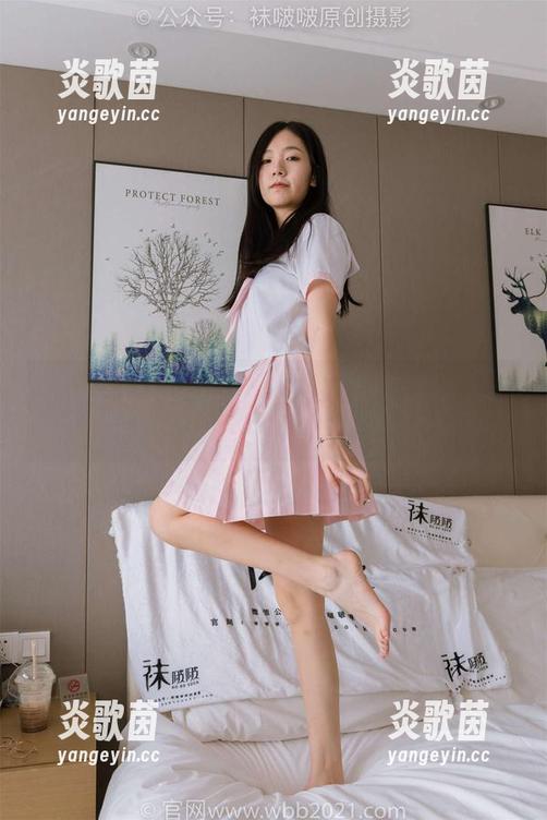 BoBoSocks袜啵啵 - 黑色船袜卫士小甜豆：图库分享给你最幽默的袜子时刻