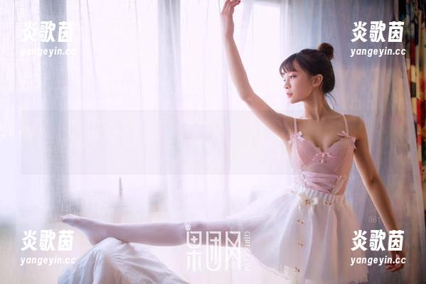 GIRLT果团网-松果儿 GIRLT果团网 - 松果儿的镂空思绪:精选那些,唔,感觉很复杂的姿态
