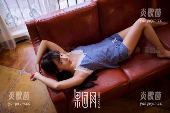 GIRLT果团网 - 别人家博主的豹纹也太有魅力了吧，龚玥菲的美图一定要下载保存！