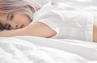 看Hyoyeon(김효연)红裙图集，定制时尚就是这么简单——让我来给你上课！