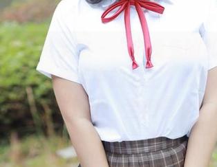 MFStar模范学院 – “宅兔兔的礼服定制：照片中的她像梦中的公主，我像个搬运工”–这对比，全网最佳。