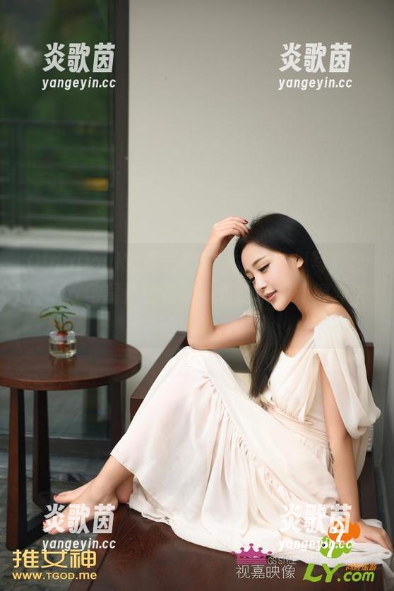 QingDouKe青豆客-尤美Yumi QingDouKe青豆客 - 尤美Yumi写真合集:双马尾是如何让简单的瞬间变得异常吸引人的