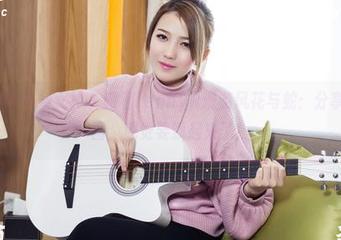 TouTiao头条女神 – 跟着JennyR漫游风花与蛇：分享她的套图，感觉要飘起来了！