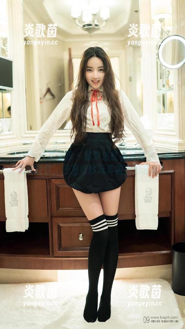 TuiGirl推女郎-赵梦洁 TuiGirl推女郎 - 赵梦洁比基尼精选:是展现自信,还是巧妙玩弄视觉的艺术?