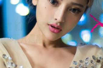 UGirls尤果网 – 孟思雨精选：甜心的另一面，不只是甜，还藏着点小倔强