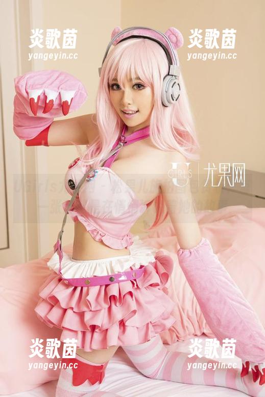 UGirls尤果网-松果儿 UGirls尤果网 - 松果儿旅拍图包赏析:每一张都像是在悄悄诉说着她的故事