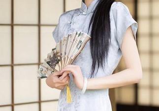 Xiuren秀人网 – 看完大美媚京的图包，我决定以后活成妹妹的样子！