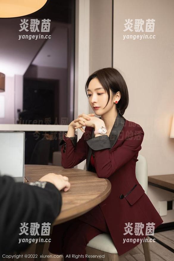 Xiuren秀人网 - 兔女郎李可可的图集分享，今天就让她带你感受春日的活力！