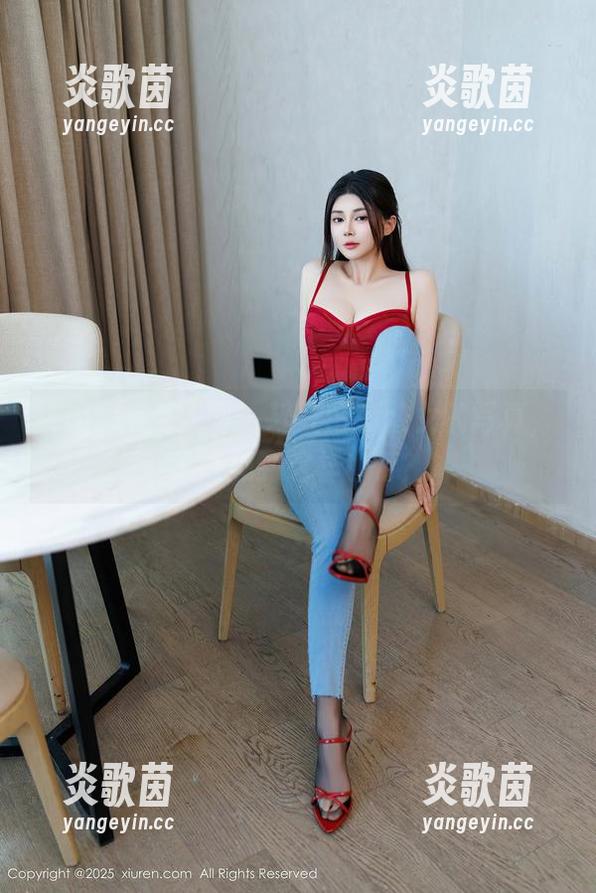 Xiuren秀人网-糖豆sisi Xiuren秀人网 - 糖豆sisi修女的写真,谁能想到这样也行?