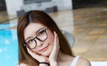 YouWu尤物馆 – FoxYini孟狐狸的兔女郎图包，简直是耳边一阵‘兔’气，快来感受！