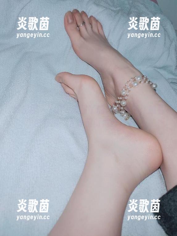 YuYu超甜丫 微密圈 - YuYu超甜丫的校园图集:越看越有趣,下载前请做好准备!