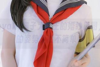 翻出nyako喵子大魔王的婚纱原图，cos的姿势果然不简单！