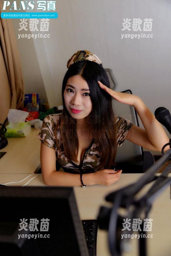pans-叮当 pans - 叮当的女孩写真:图片下载,绝对是幽默和美丽的完美结合!