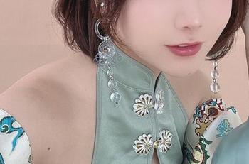 好吧，来见识一下“けん研妹妹”的高清摄影，准备好被吸引了吗？