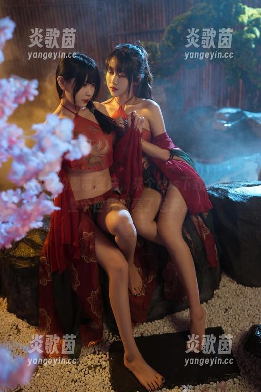 不呆猫的绷带魔法，来个cos下载，仿佛整个世界都亮了起来。