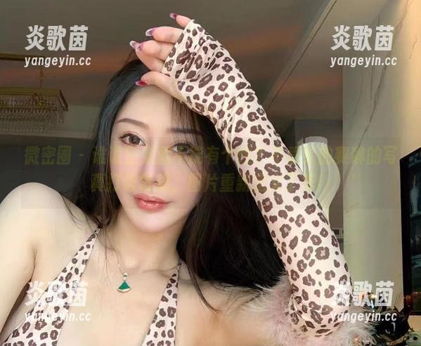 不爱笑的赛琳 微密圈 - 谁说空姐就不能有个性?不爱笑的赛琳的写真打破常规,图片重新定义了美!