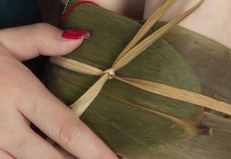 丽柜 – 美图资源分享！小熊双生花花季岁月里那些让人眼前一亮的瞬间，不看亏大了！