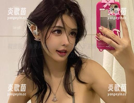 于芷晴 微密圈 - 修女风格的最新作品集,于芷晴又一次挑战你的想象力!