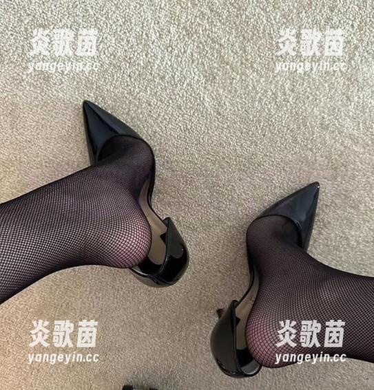 微密圈 - 保守的二舅妈与她的高清图库：性感的无尽篇章等待你来探索！