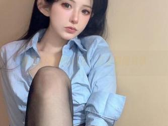 倦倦喵和她的红裙：高清瞬间共享