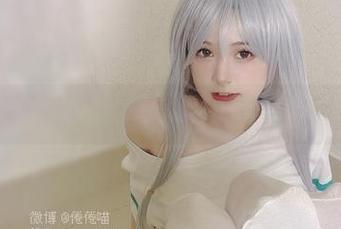 美足写真大揭秘：倦倦喵的无限魅力全集