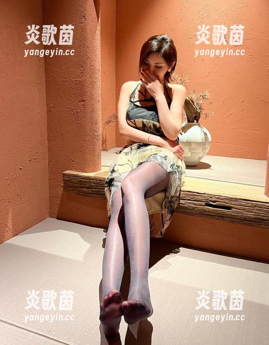 微密圈 - 说真的，周妍希的私拍让我觉得自己也是个御姐了！