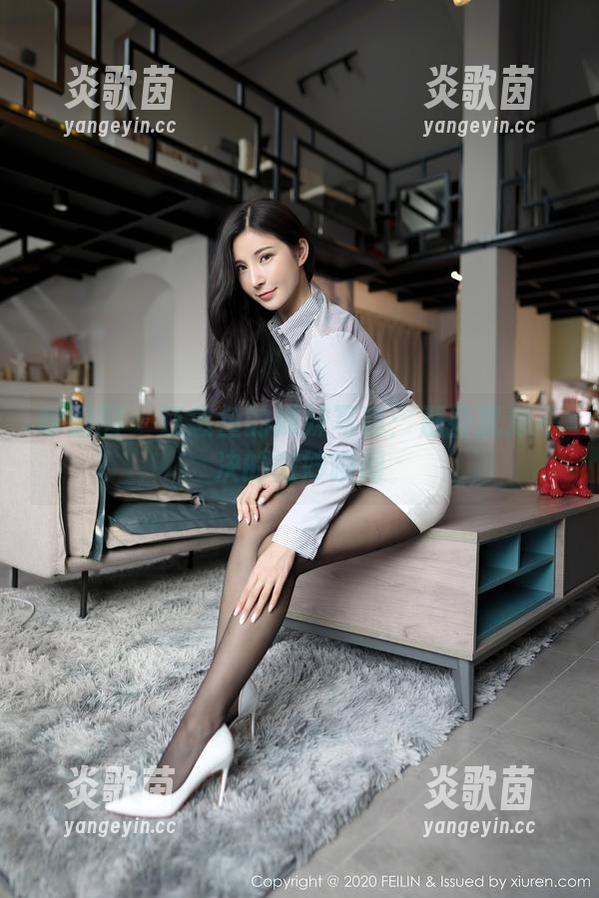 嗲囡囡-江念鱼 嗲囡囡 - 江念鱼的妹妹写真:那些犹豫不决的微妙瞬间
