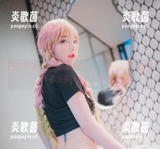 复古游戏女孩，孙乐乐(손예은)又在图集中玩得不亦乐乎，真让人怀念。