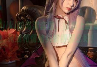 安食Ajiki的高清套图，漫展上的萤火虫，光线和情绪纠缠得那么好！
