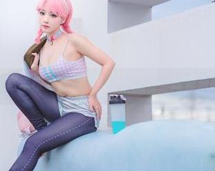 细品宫本樱私房写真：白裙的每一抹都是故事