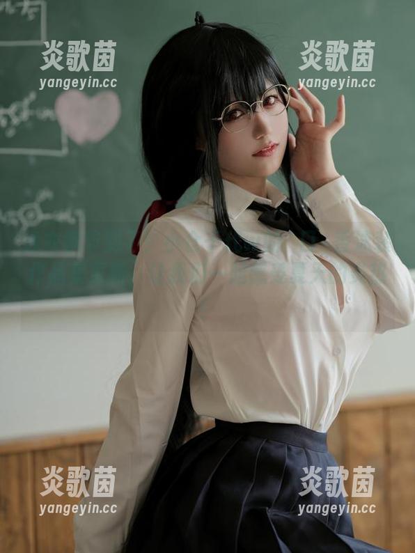 泳衣季节到了！小仓千代w的樋口円香泳装作品集更新，让我们一起感受夏天的炎热！