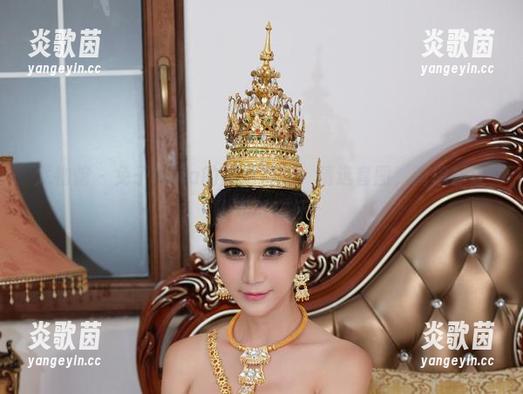 尤物馆-兔子Nina 尤物馆 - 兔子Nina的裸足魅力:精选套图,简单却让人难以忘怀