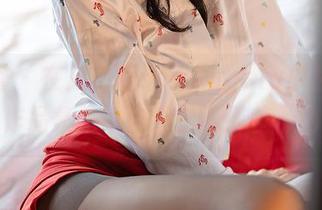 尤蜜荟 – 在户外翻玩的Angela小热巴：写真作品集，给自然也添了些‘色’。