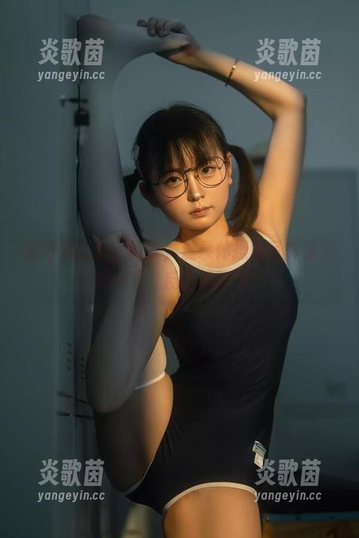 幼水铃衣 超可爱的幼水铃衣,温泉体操服写真集下载一下,反正不吃亏!