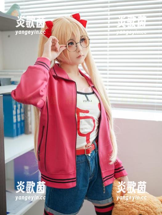 幼水铃衣学姐，作品好看得让人想立刻下载！