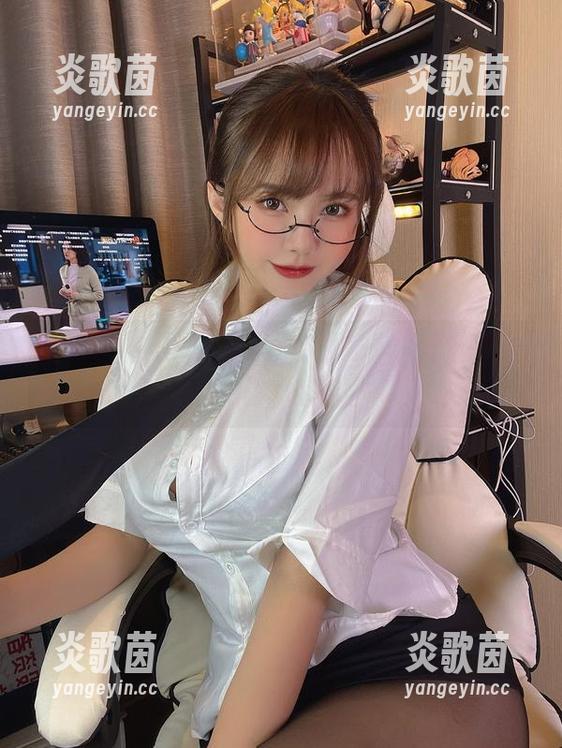 张思允 微密圈 - 张思允的制服黑丝,真不愧是图库里的宝藏资源!