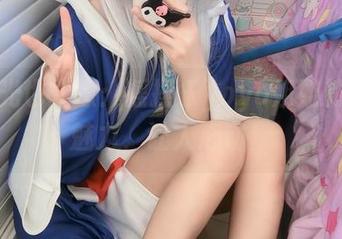无圣光也能撩：摇摇乐yoyo姐姐的图片魅力，让人心动！