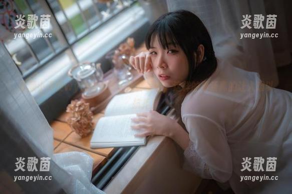 无颜小天使wy的睡衣图包新鲜呈现，这样的更新真的让人难以抗拒！