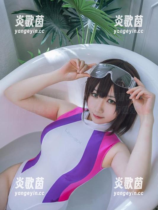 是本末末 看是本末末的路易九世礼服,高清cos一下子让我有点晕,怎么会这么有感觉?