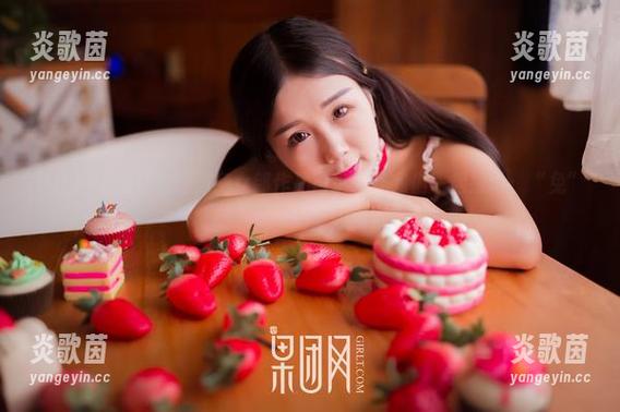 果团网-莫雅淇 果团网 - 最新莫雅淇兔女郎作品再现!让我们一起探讨:“兔”和“女”的微妙关系吧