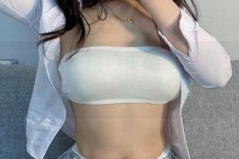 微密圈 – 简直不能再可爱了！桃沢樱呀的纯情修女套图，分享给那个TA！