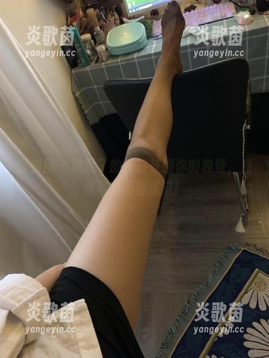 微密圈 - 桃脱了的长腿征服你的视觉，免费写真不容错过！