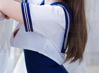 樱井小莜的小白裙，免费美图真是又甜又美，一起来看看吧！