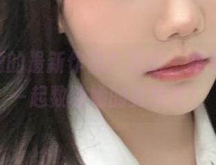 丝袜主题的最新作品？没错，跟着洛可ss一起数数她的美图吧！