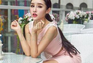爱丝 – 这一组何冉白丝的高清图集，简直让我想多看几遍！