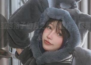 不收费！狐洛洛子的月之伊布照片，惊喜等着你来发现！