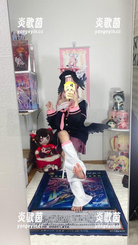 白栎Shirly 白栎Shirly的烟旗袍全套写真,比明日方舟的剧情还让人期待,迅速下载拥有!